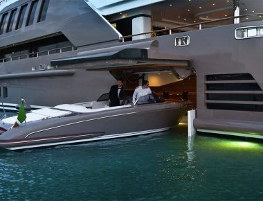 Οι νταντάδες των πλουσιόπαιδων αποκαλύπτουν την χλιδάτη ζωή τους (φωτό)